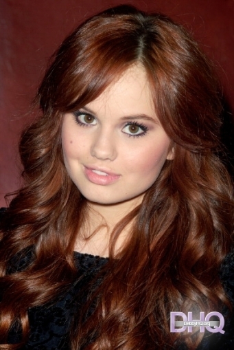 binisor este cam trista.......... - benzi desenate cu selena si demi si debby ep 6