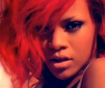 rihanna-redhead_thumb - Rihanna