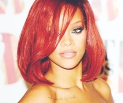 tumblr_lgtwm3uRHO1qh49qbo1_400_thumb - Rihanna