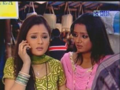 Ragini & Sadhna in Love [99]