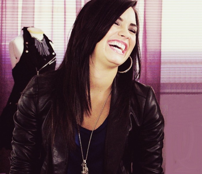 haha ce glm buna la tine normal