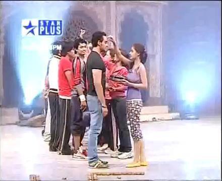 Sara & Angad in Love [67] - Sara si Angad