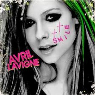 3 - 0- avril lavigne smile -0