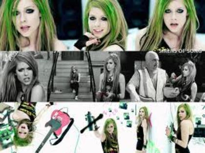 11 - 0- avril lavigne smile -0