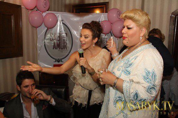 8 - Silvia Navarro la aniversarea restaurantului ei Sabor Amor