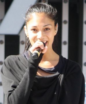 foto__ce_pustoaica_pare_nicole_scherzinger_nemachiata - castigatoarea-nicole