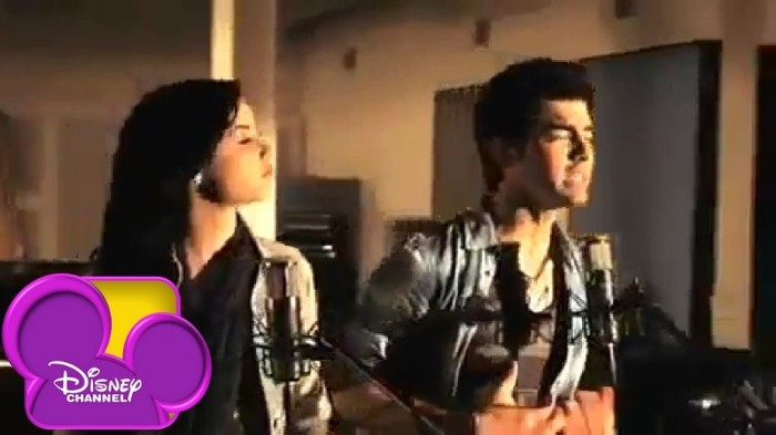 ღ Cred ca aman2 Stim Ca Nu >:) =]]]