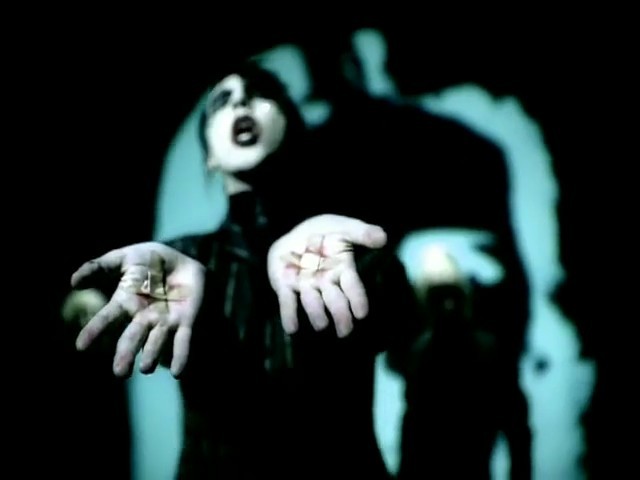 ღ Sunth multi ciudati noaptea pe strazii - x_-O04 Demonul Iubirii -HORROR