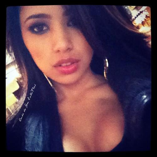 64655_268538779886965_100001925367417_604228_229403907_n - jasmine V3