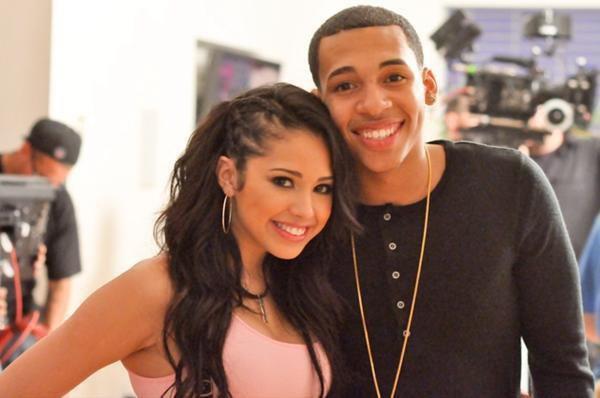 250261_158137777593733_100001925367417_322592_4187585_n - jasmine V3