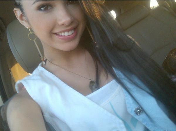 398755_184151518358355_155892724517568_324945_58113728_n - jasmine V3