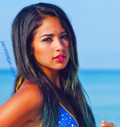 403659_156972194409621_155892724517568_250164_36736048_n - jasmine V3