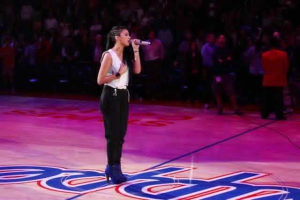 407049_251718371569006_100001925367417_566863_950952349_n - jasmine V3