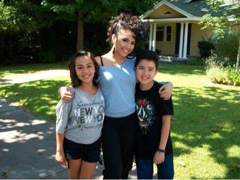 417028_248955898511920_100001925367417_560663_622783609_n - jasmine V3