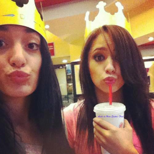 419500_268539563220220_100001925367417_604249_1111983115_n - jasmine V3