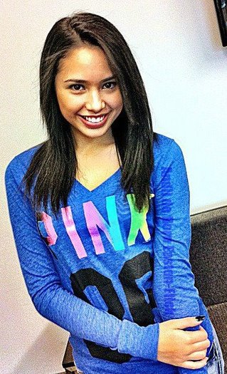 421632_274604369280406_100001925367417_620779_985985759_n - jasmine V3