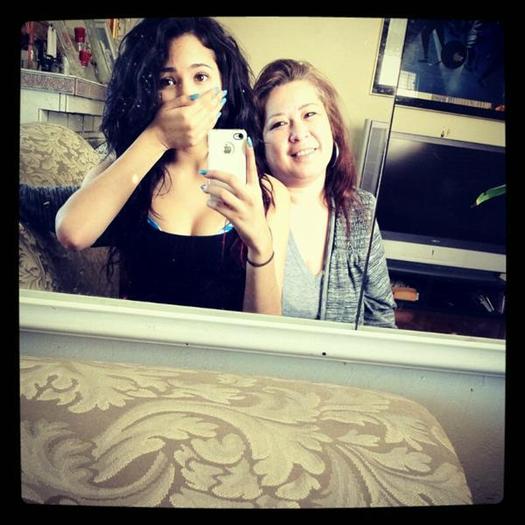 421844_267654739975369_100001925367417_602047_1707903726_n - jasmine V3