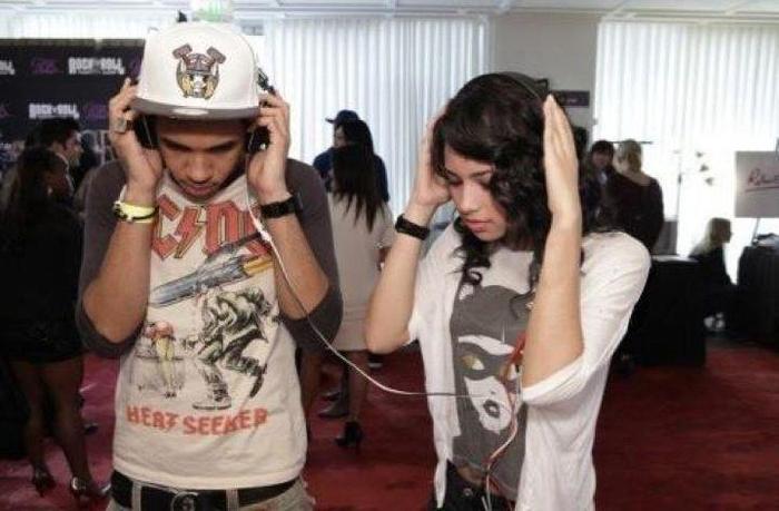 424952_246757098731800_100001925367417_556416_1538231301_n - jasmine V3