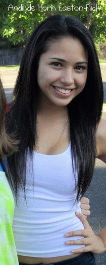 426373_274591359281707_100001925367417_620687_2139178904_n - jasmine V3