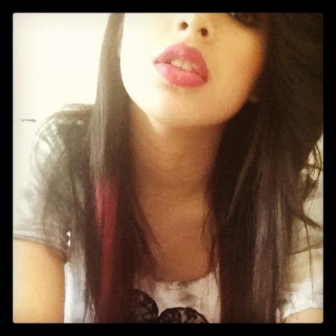 429715_267654683308708_100001925367417_602046_821812577_n - jasmine V3