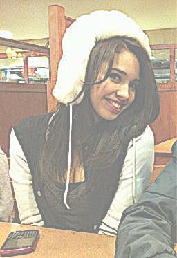 432025_246747755399401_100001925367417_556386_864824118_n - jasmine V3