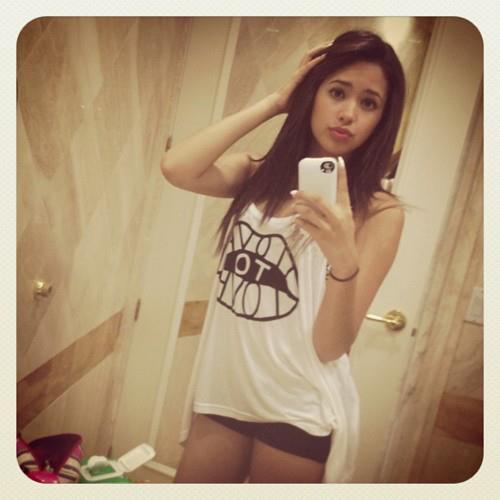 529636_213386568768183_155892724517568_394293_2078977848_n - jasmine V3