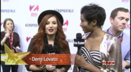 Demi - Lovato - Red - Carpet - Interview - Fuse - Jingle - Ball - 2011 (7) - Demilush - Demi Lovato Red Carpet Interview Fuse Jingle Ball 2011