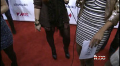 Demi - Lovato - Red - Carpet - Interview - Fuse - Jingle - Ball - 2011 (73)