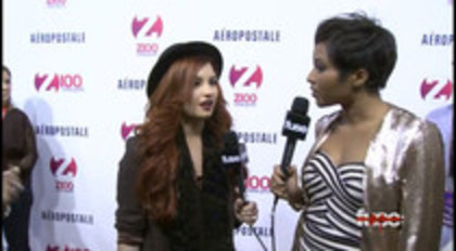Demi - Lovato - Red - Carpet - Interview - Fuse - Jingle - Ball - 2011 (83)