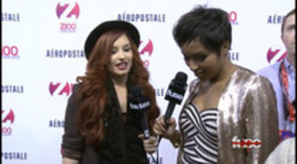Demi - Lovato - Red - Carpet - Interview - Fuse - Jingle - Ball - 2011 (278)