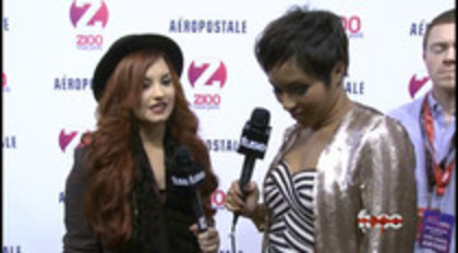 Demi - Lovato - Red - Carpet - Interview - Fuse - Jingle - Ball - 2011 (296)