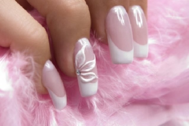 aplic-unghii-tehnice-cu-gel_1