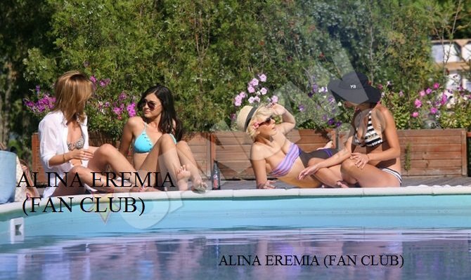 408025_336460303039377_268589013159840_1320009_311483561_n - x lala band x3