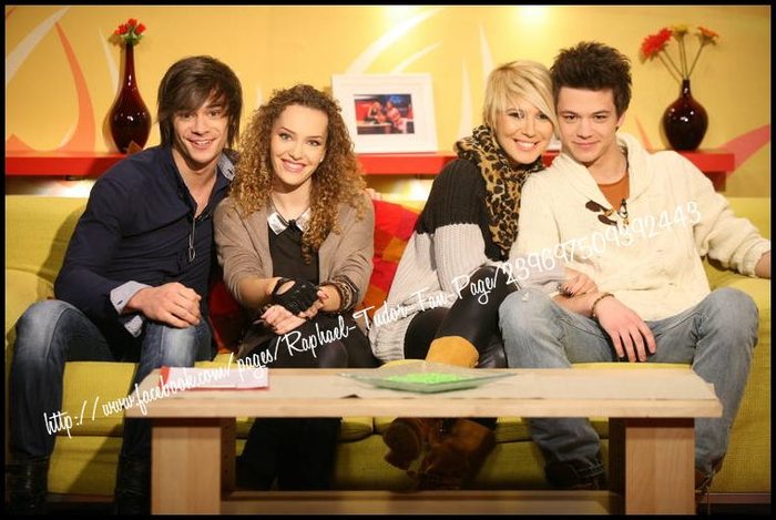 428764_372589762769883_239697509392443_1391431_840338874_n - Copy