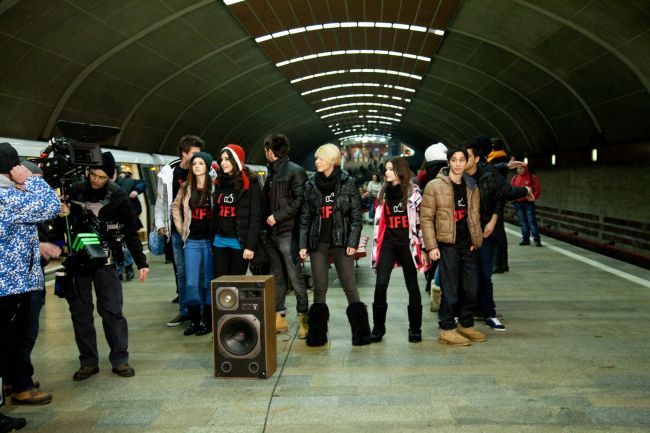 lala-band-canta-impotriva-drogurilor-iar-liviu-teodorescu-este-noul-elev-al-colegiului-de-arte-din-p