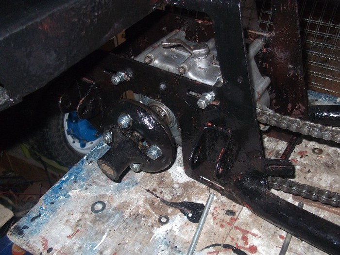 DSCF0772; si suruburile au fost inlocuite dar atentie ca sunt niste saibe conice care se aseaza perfect si str
