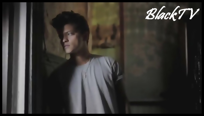 Oh Doamne! [uitandu-se la cei 2]