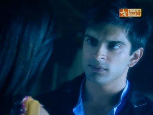 549249_346995932017196_228176933899097_1055339_372196548_n - 0-Karan singh grover