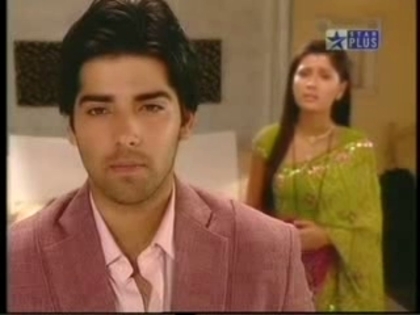 00_07_15 - culoarea fericirii  distributie