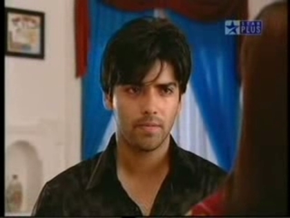 00_03_40 - B-Kinshuk Mahajan-B
