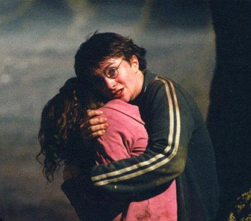 165 - Harry Potter si Prizonierul din Azkaban 2004