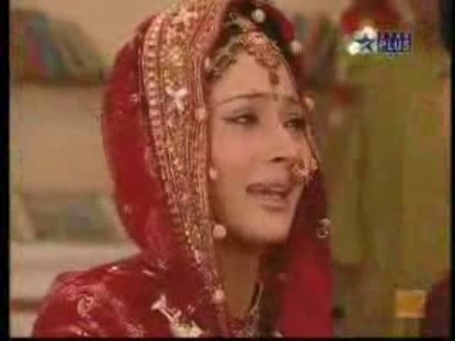 00_00_36 - sara khan