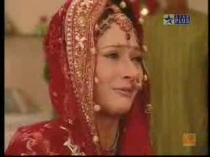 00_00_38 - sara khan