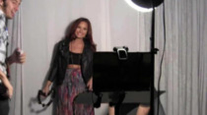Demi Lovato With Ty Bentli Backstage at the 2012 Grammys (496)