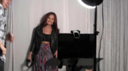 Demi Lovato With Ty Bentli Backstage at the 2012 Grammys (500) - Demilush - With Ty Bentli Backstage at the 2012 Grammys Part oo2