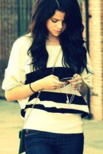 409245_105942569534703_100003568809214_22699_1071084879_n