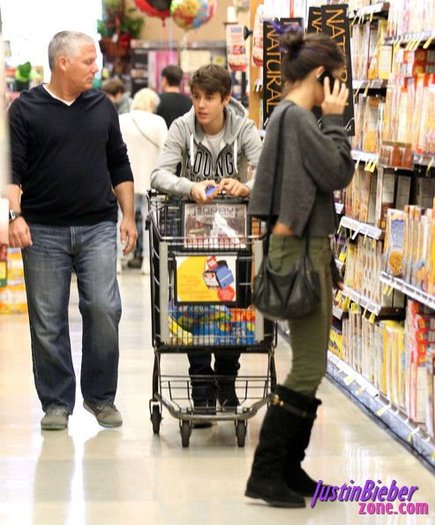 422101_105955419533418_100003568809214_22795_976224365_n