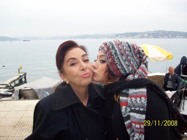 n56343581510481743073es2[1] - La un pas de fericire -Serial