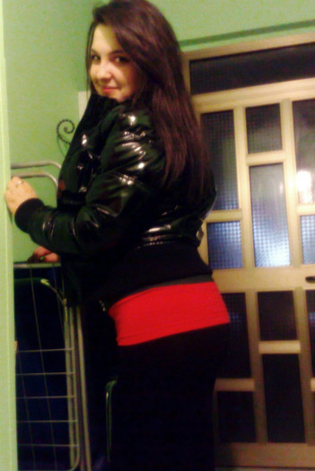 Oana; Cele mai frumoase fete

le gasesti pe

Http://xat.com/fitzanebuna

