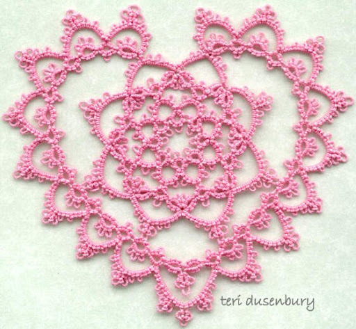 tatting-heart-valeire-dusenbury-pink